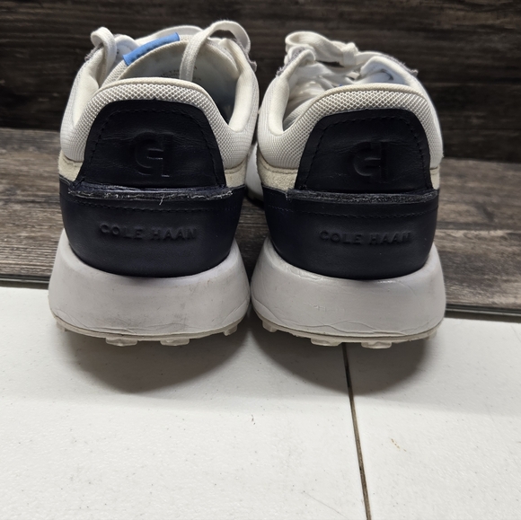 Cole Haan Grand Crosscourt Meadow Runner Gray Beige Sneaker Women’s Size 9B - Picture 4 of 6